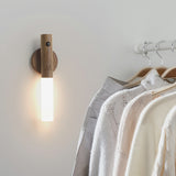 Gingko Smart Baton Light - Walnut